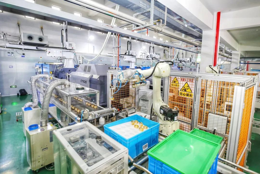 篤行實干在濱?！ば掠洟哓\盛新材領跑美妝包裝賽道 品牌管理